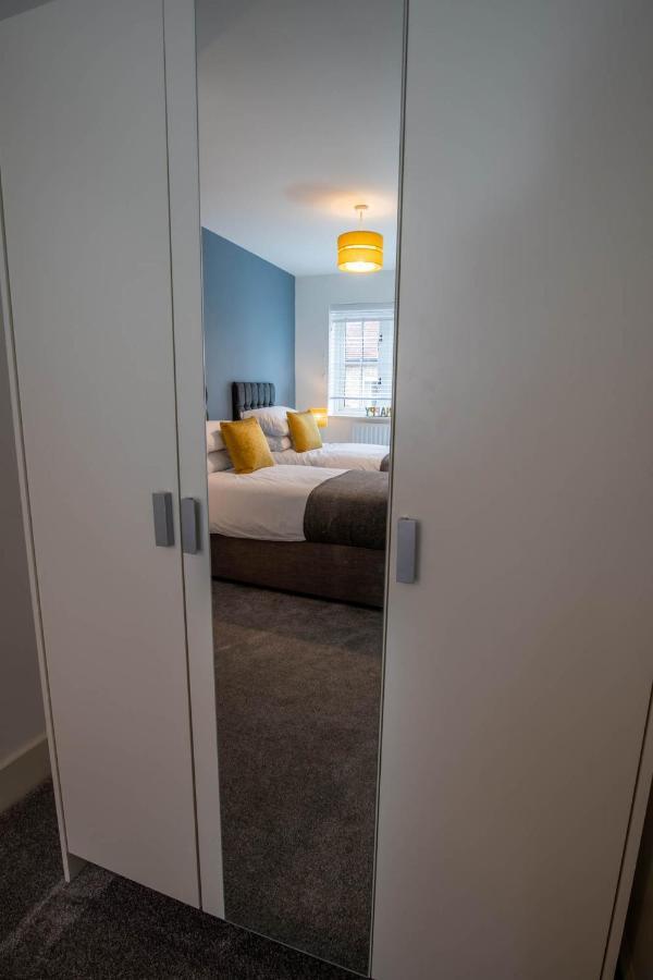 The Chaucer - Modern 3 Bed Home With Parking Close To City Centre Кентърбъри Екстериор снимка