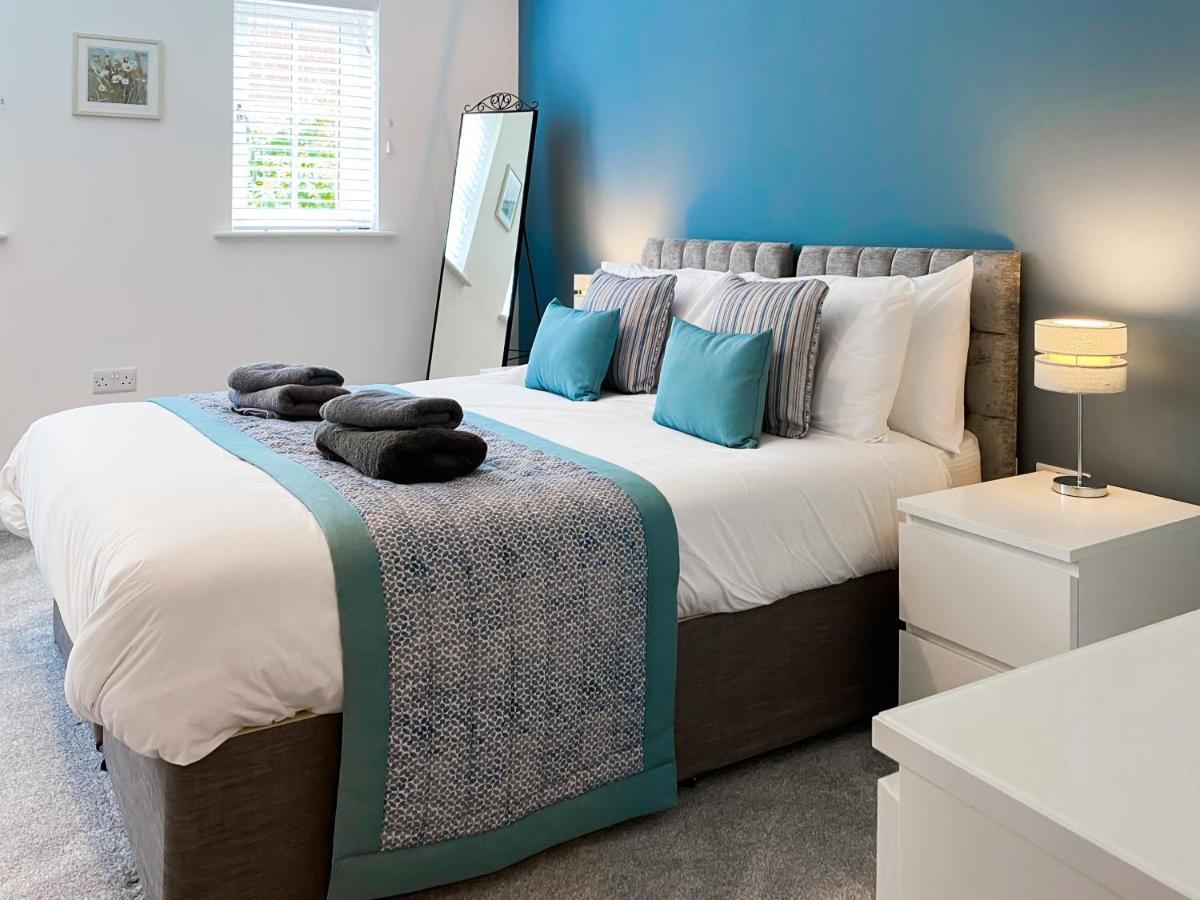The Chaucer - Modern 3 Bed Home With Parking Close To City Centre Кентърбъри Екстериор снимка