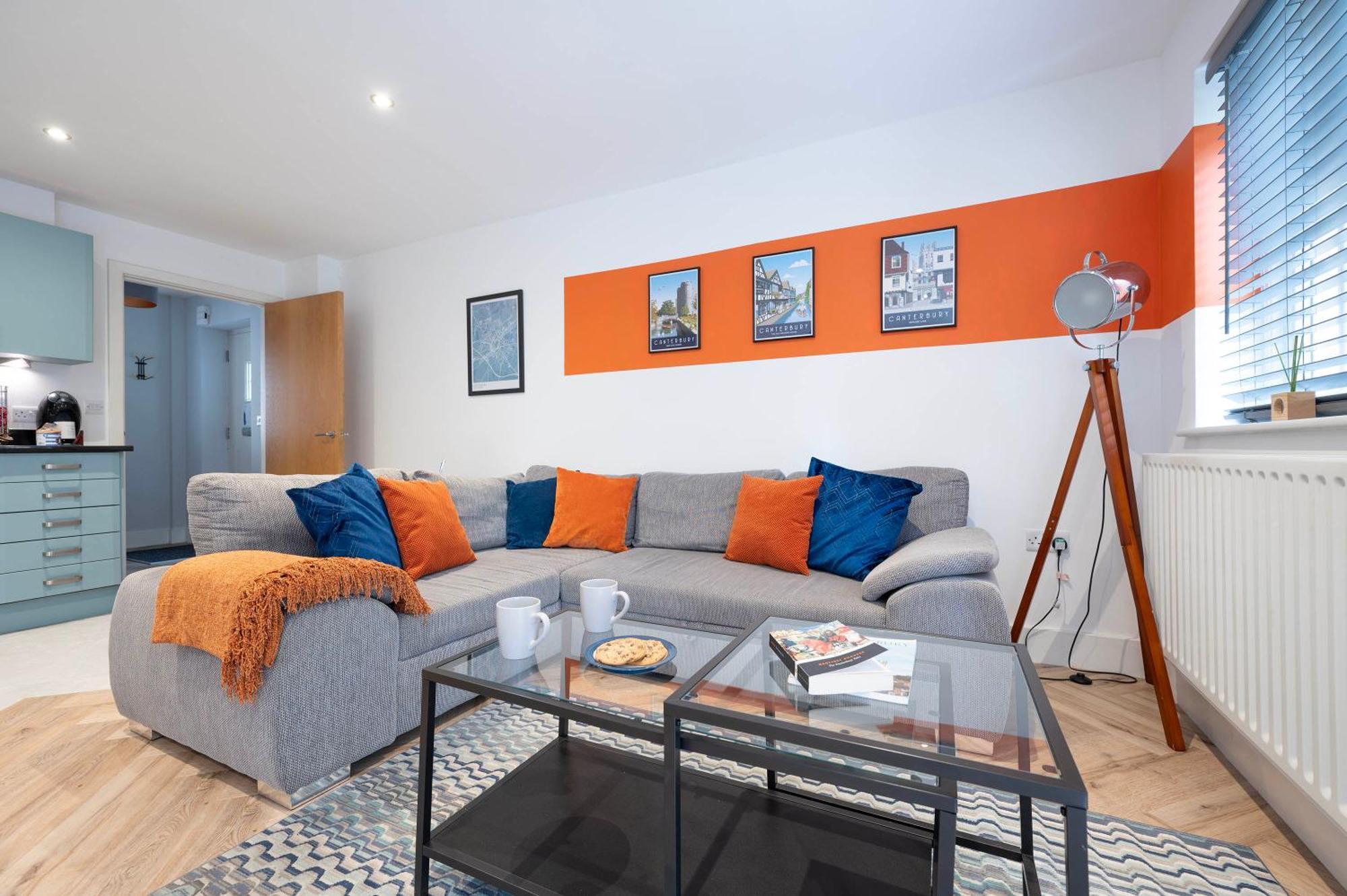 The Chaucer - Modern 3 Bed Home With Parking Close To City Centre Кентърбъри Екстериор снимка